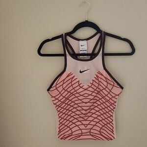 Nike women's sports top